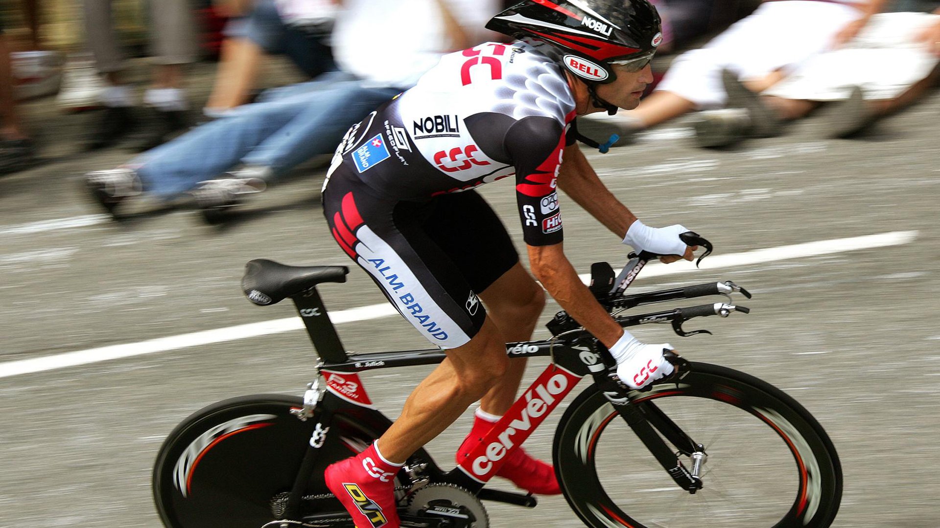 开云体育在线-极速与智谋的共振，从F1的轰鸣到上海队的无声制胜