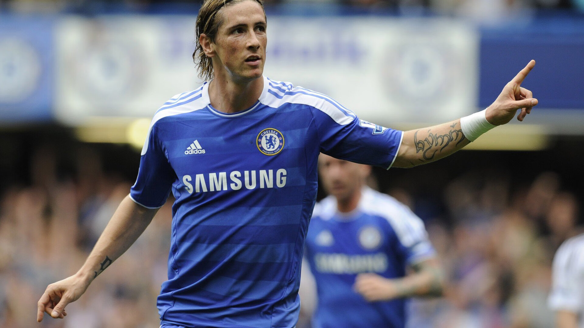 东决夜空下,沉默的巨人发出最响亮宣言,金玟哉,以存在定义价值